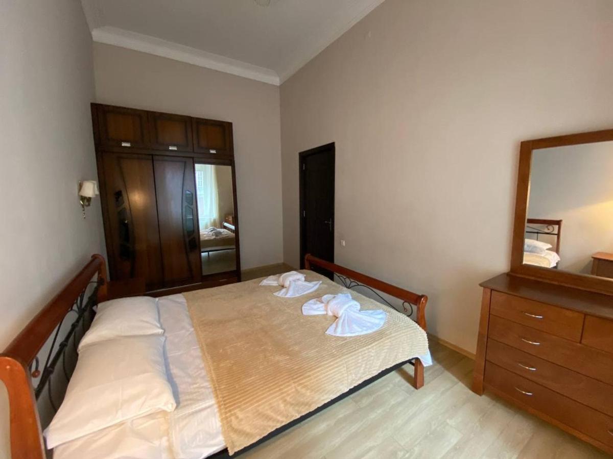 Beridze Apartment Tbilisi Exteriör bild